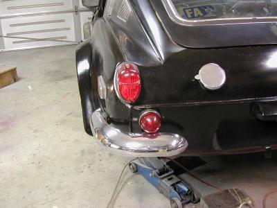 bb_rear_new_lights.jpg (19624 bytes)
