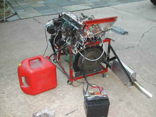 gt6enginestand1_LR1.jpg (37738 bytes)