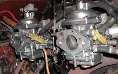 gt6carbs_rebuild.jpg (24457 bytes)