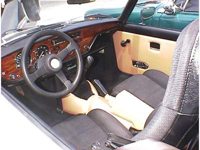 sm_acrossthedrvr.jpg (22104 bytes)